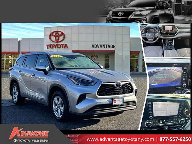 used 2022 Toyota Highlander car, priced at $30,799