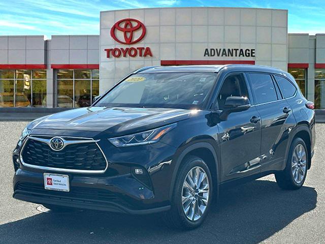 used 2021 Toyota Highlander car, priced at $37,898