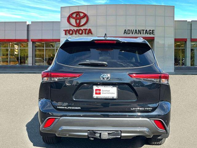 used 2021 Toyota Highlander car, priced at $37,898