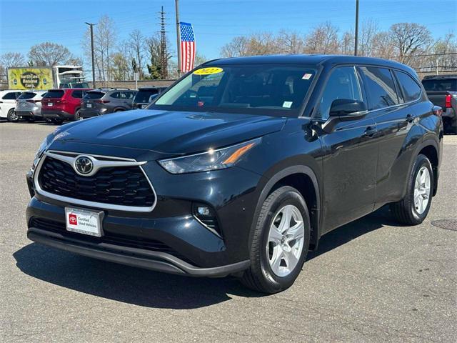 used 2022 Toyota Highlander car, priced at $30,599