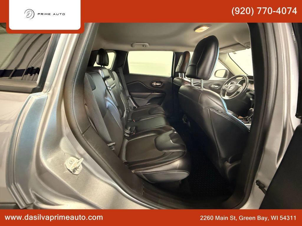 used 2016 Jeep Cherokee car, priced at $13,290