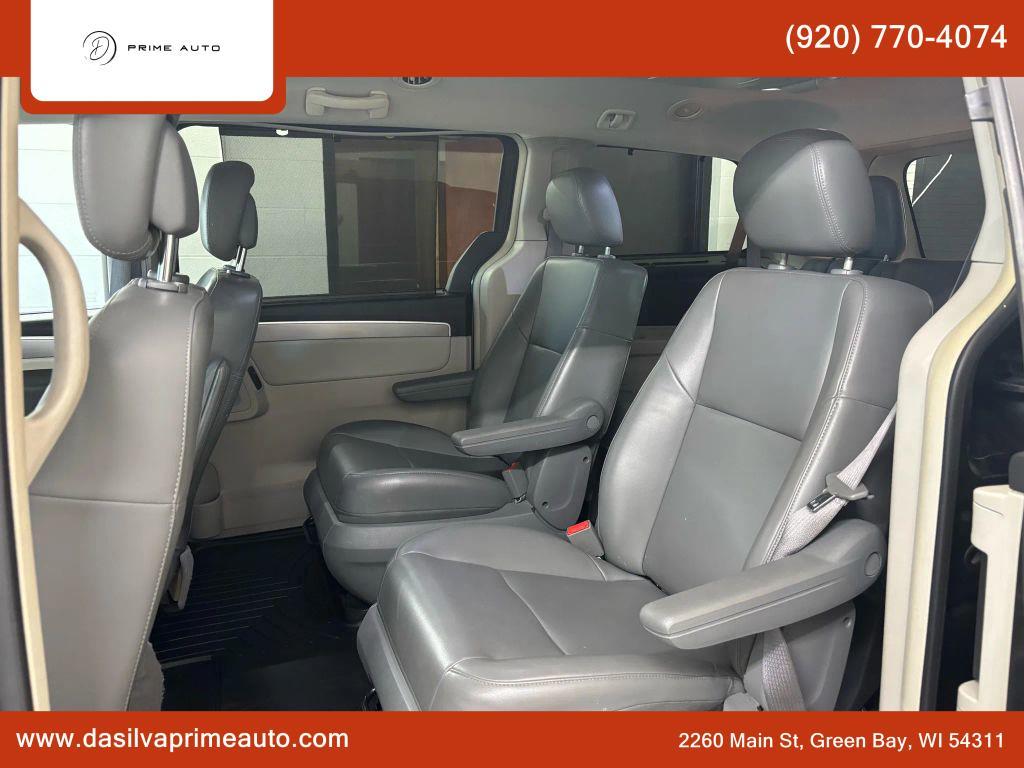 used 2012 Volkswagen Routan car, priced at $7,990