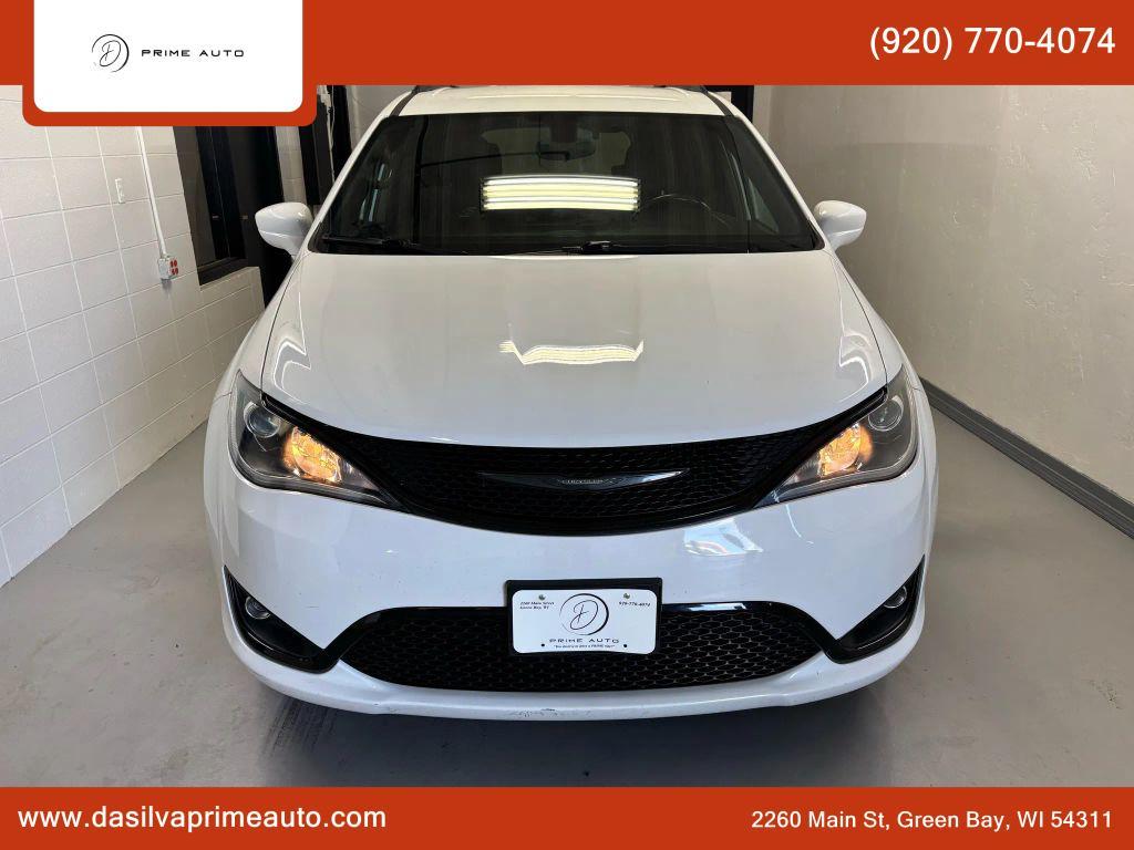 used 2018 Chrysler Pacifica car, priced at $12,800