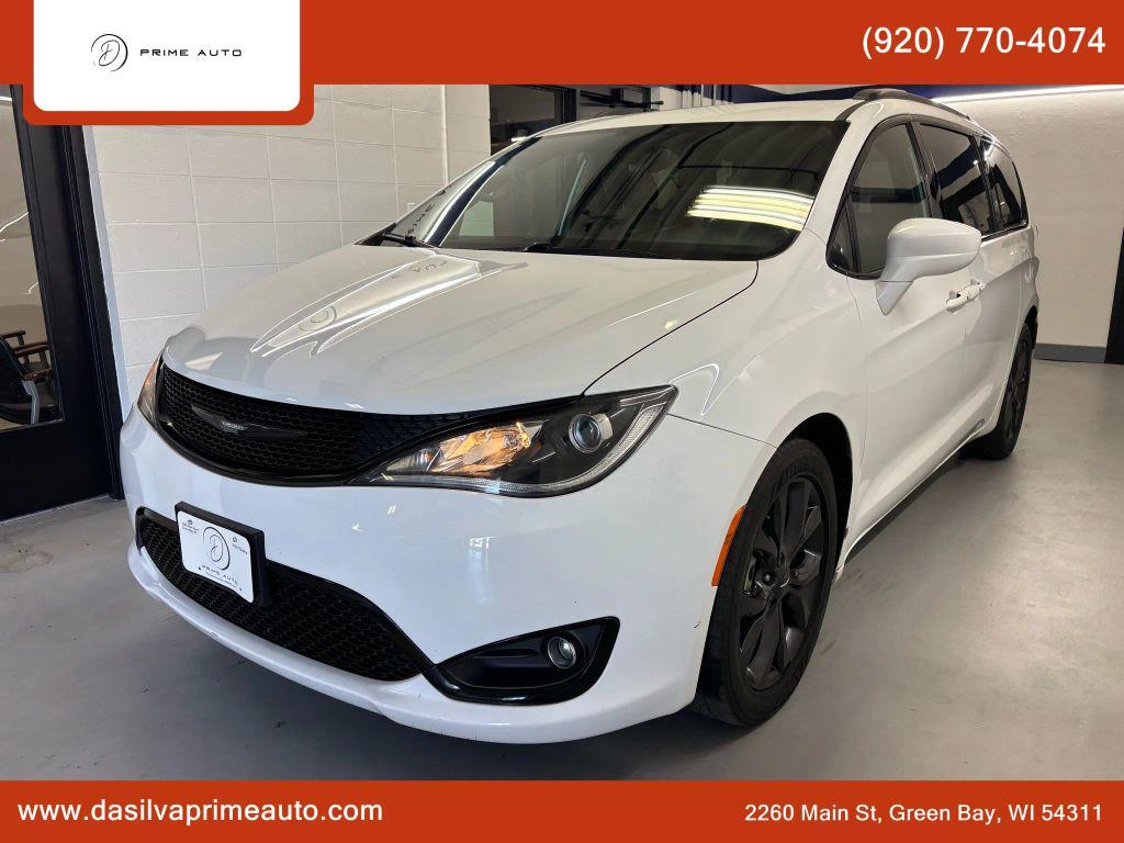used 2018 Chrysler Pacifica car, priced at $12,800