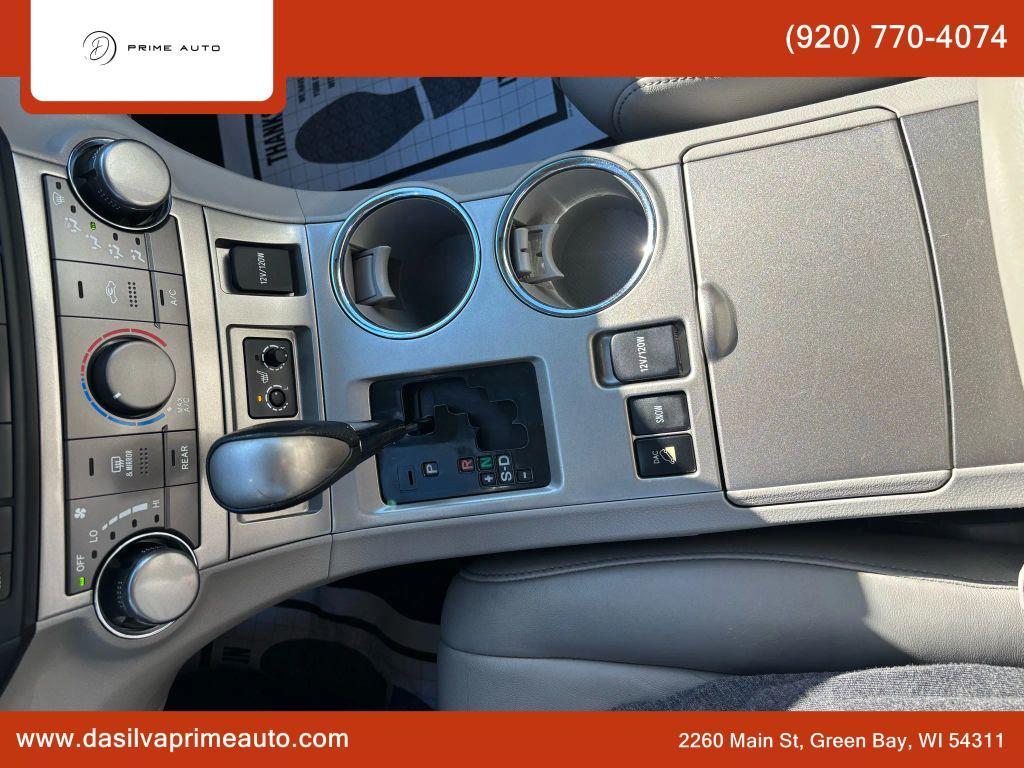 used 2012 Toyota Highlander car, priced at $12,990