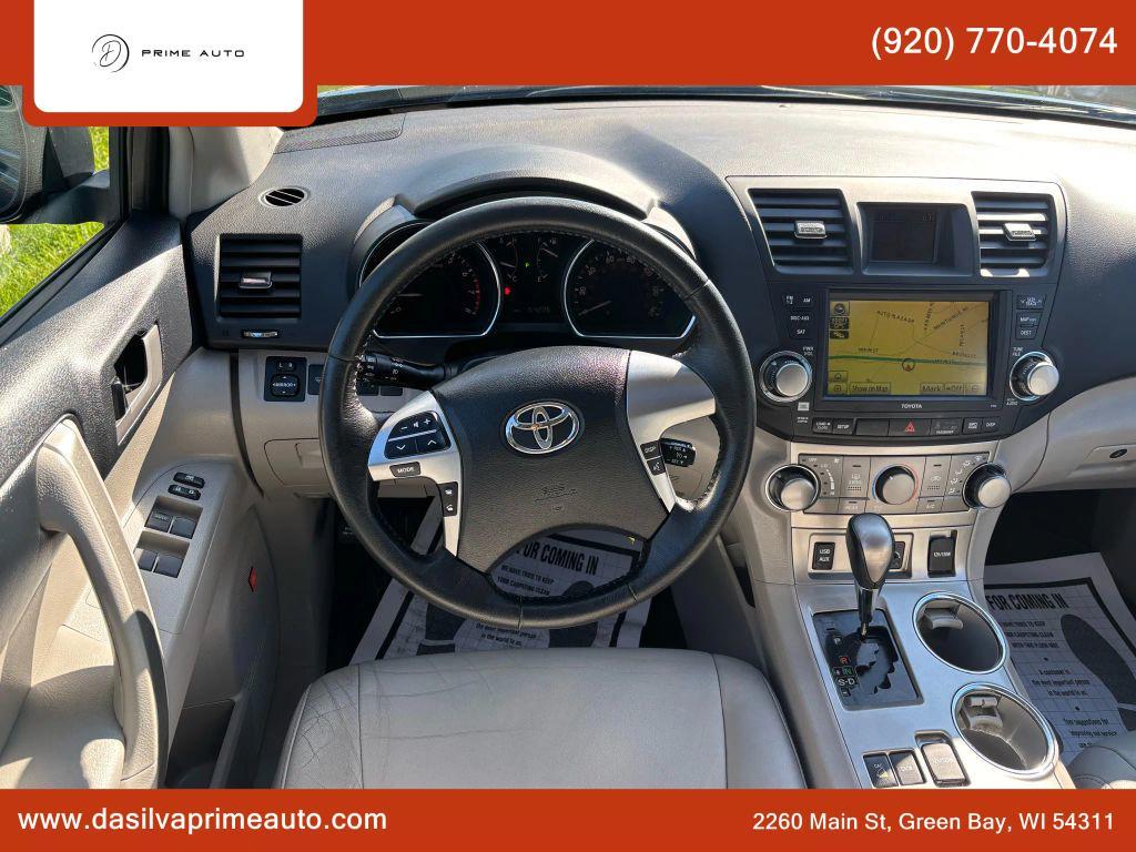 used 2012 Toyota Highlander car, priced at $12,990