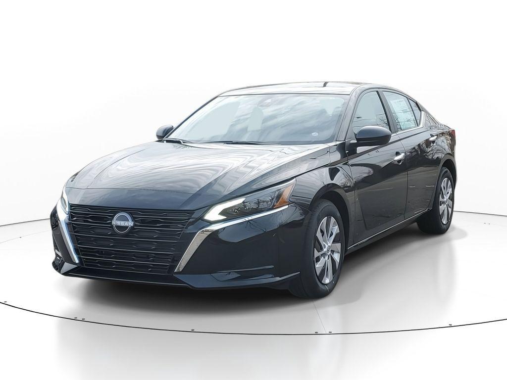 new 2025 Nissan Altima car, priced at $27,505