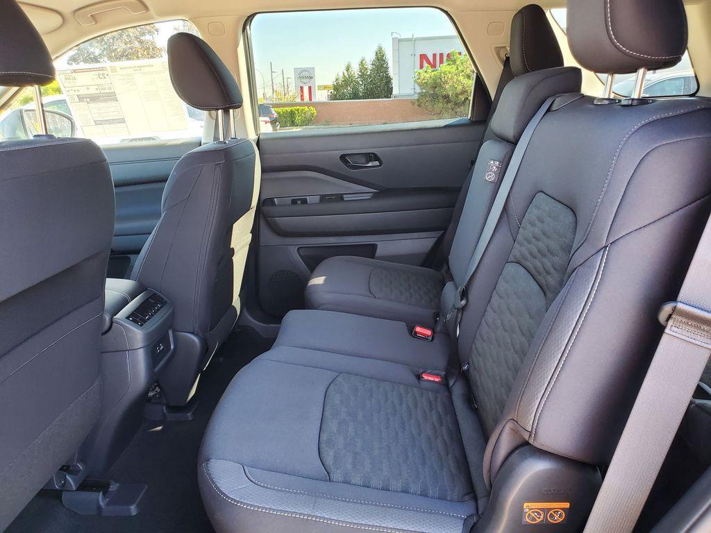 new 2025 Nissan Pathfinder car, priced at $42,107