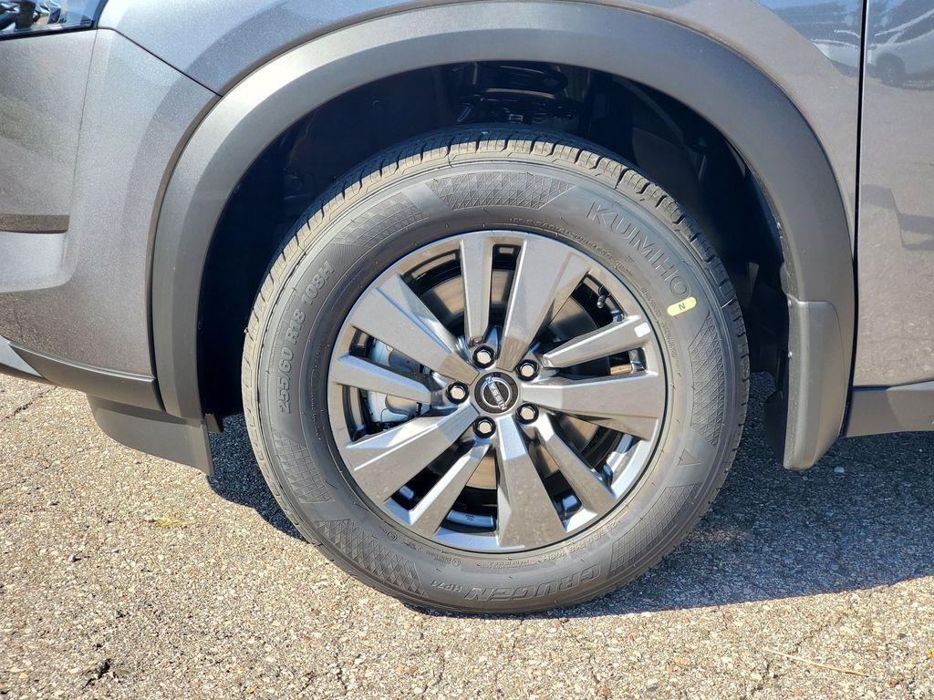 new 2025 Nissan Pathfinder car, priced at $42,107