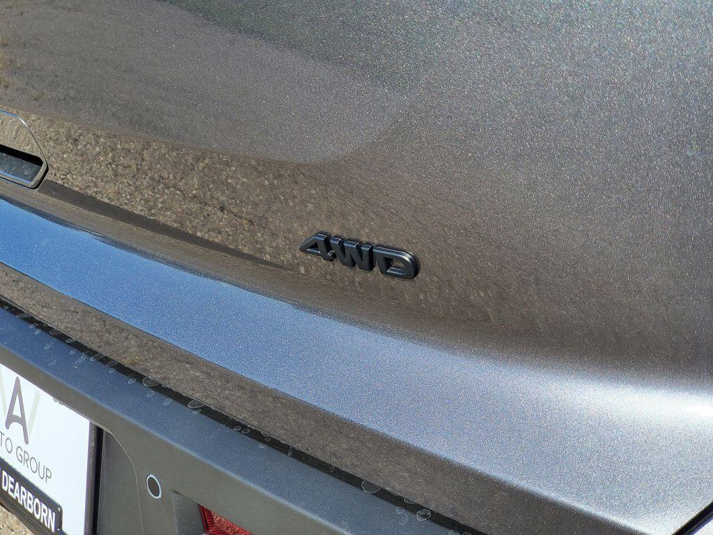 new 2025 Nissan Pathfinder car, priced at $42,107