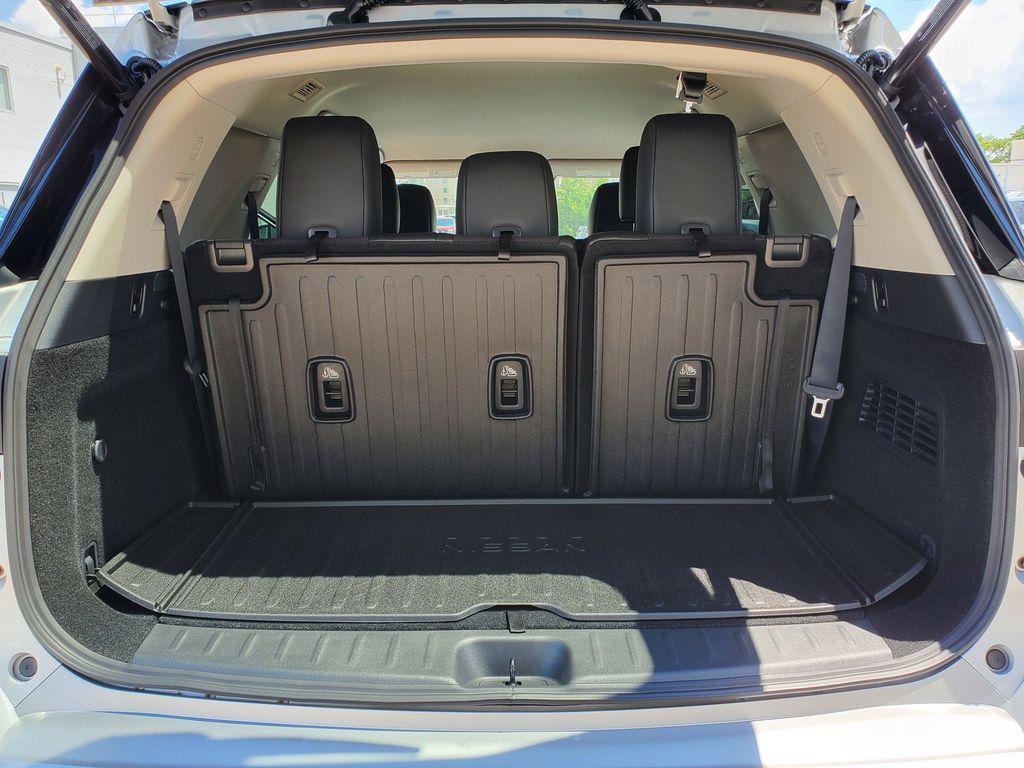 new 2025 Nissan Pathfinder car, priced at $44,404