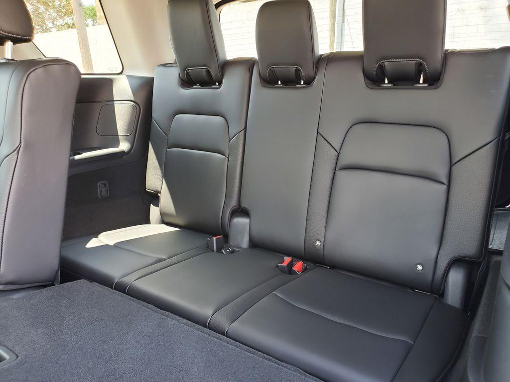 new 2025 Nissan Pathfinder car, priced at $44,404