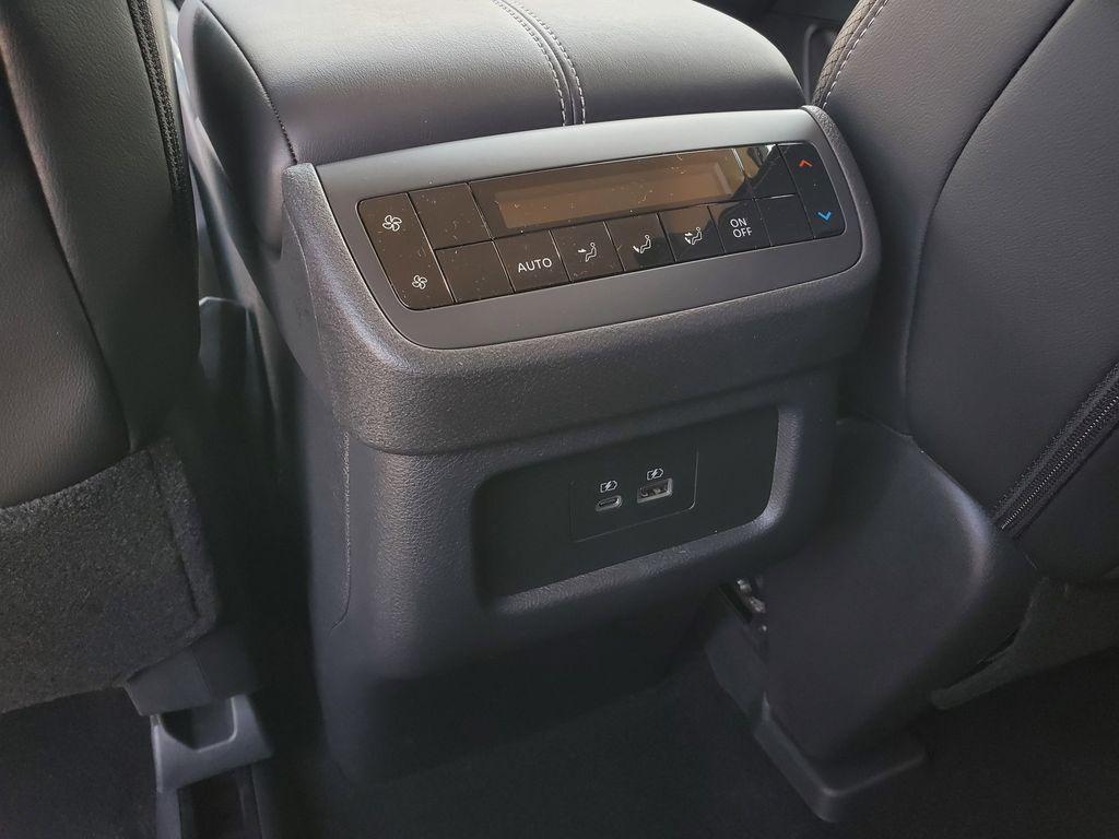 new 2025 Nissan Pathfinder car, priced at $44,404