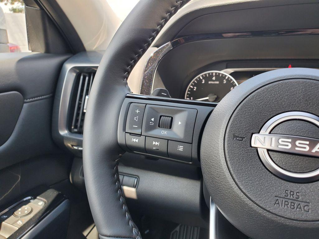 new 2025 Nissan Pathfinder car, priced at $44,404