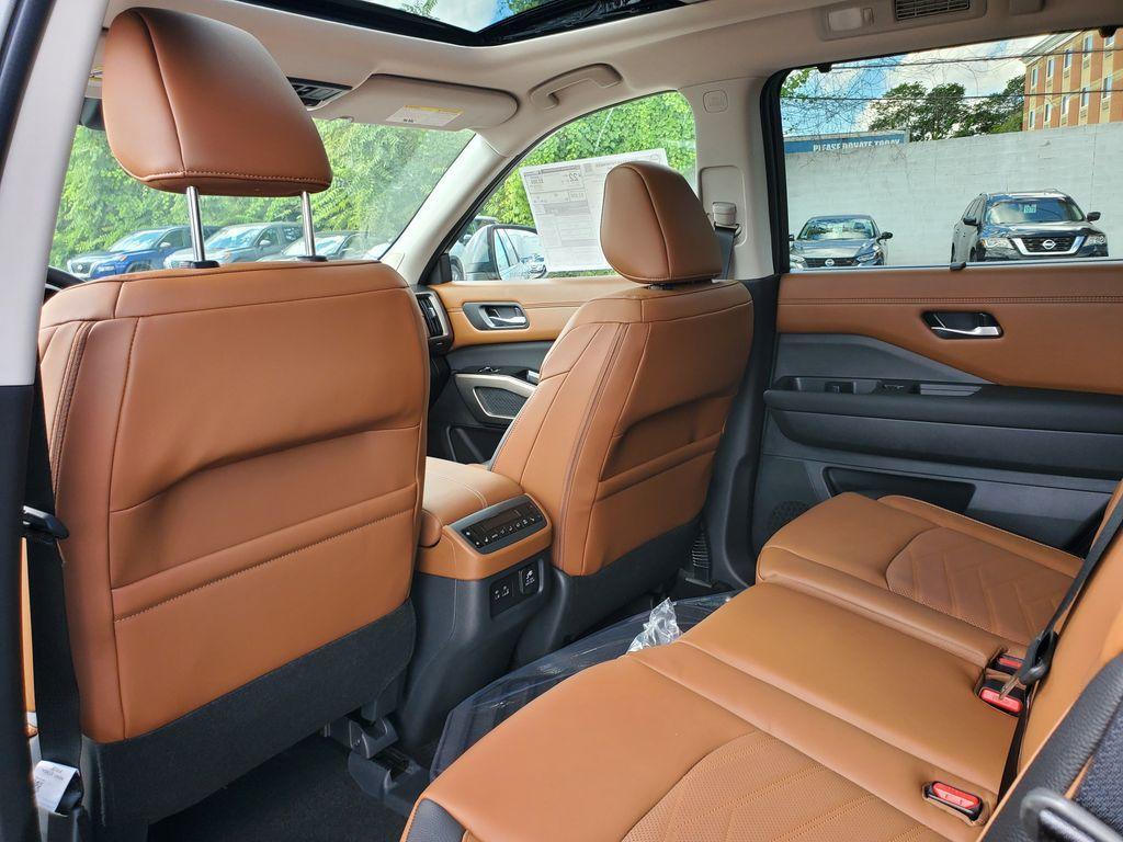 new 2025 Nissan Pathfinder car, priced at $51,218