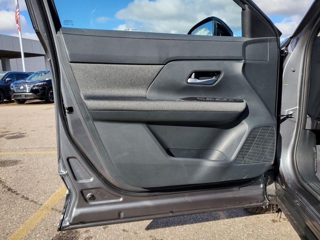 new 2026 Nissan Kicks car, priced at $27,949