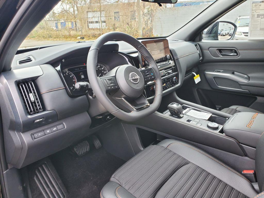 new 2025 Nissan Pathfinder car, priced at $44,257