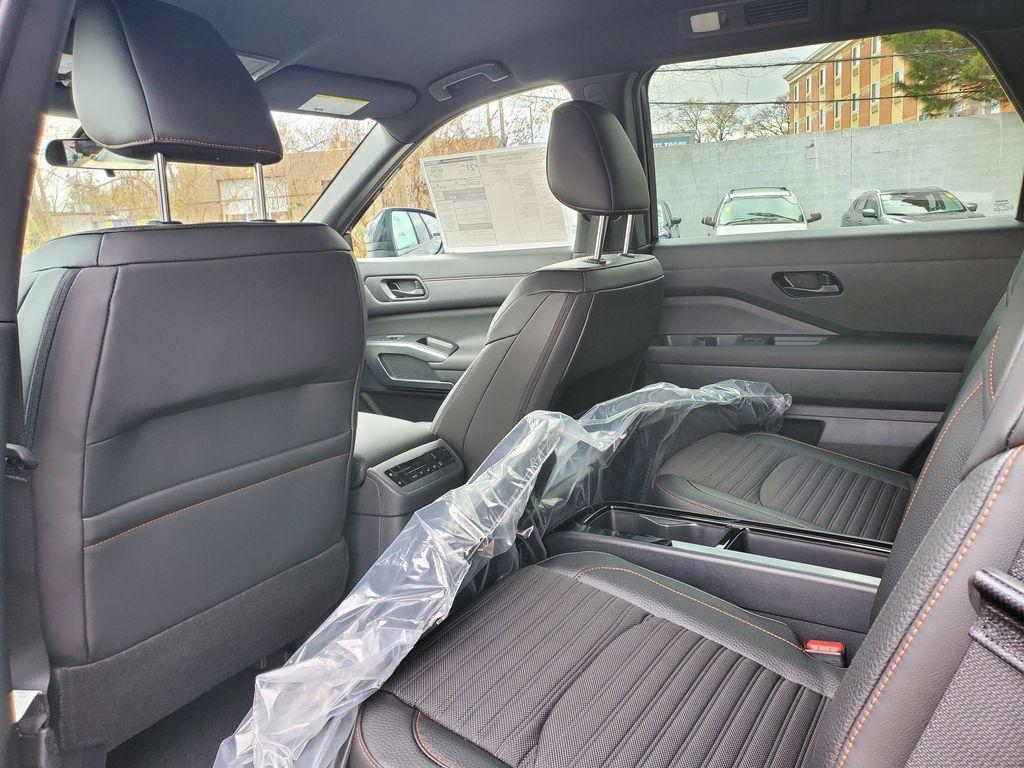 new 2025 Nissan Pathfinder car, priced at $44,257