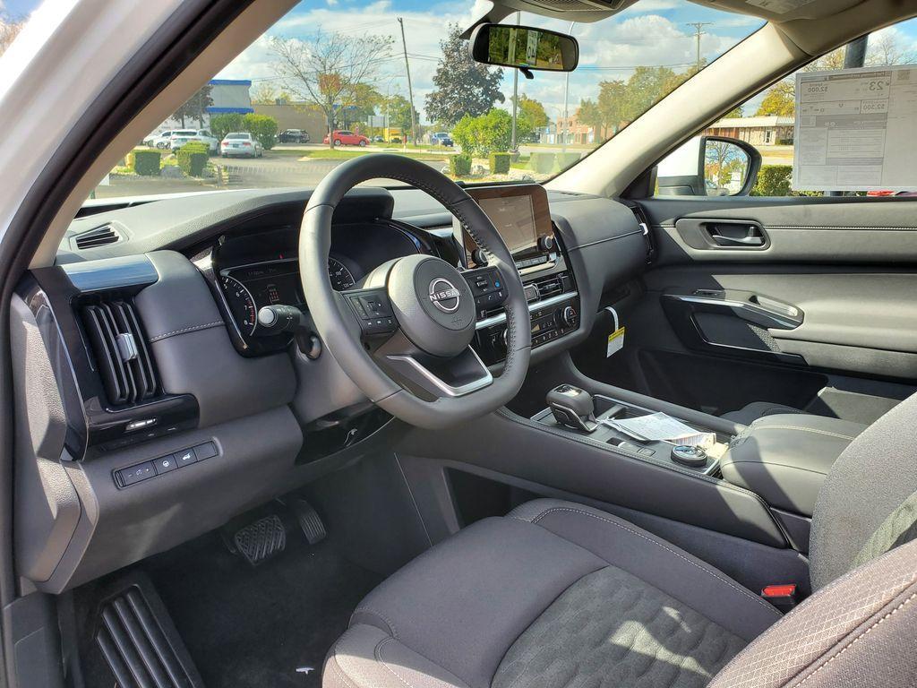 new 2025 Nissan Pathfinder car, priced at $42,507