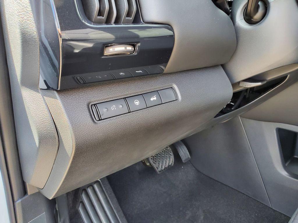 new 2025 Nissan Pathfinder car, priced at $42,507