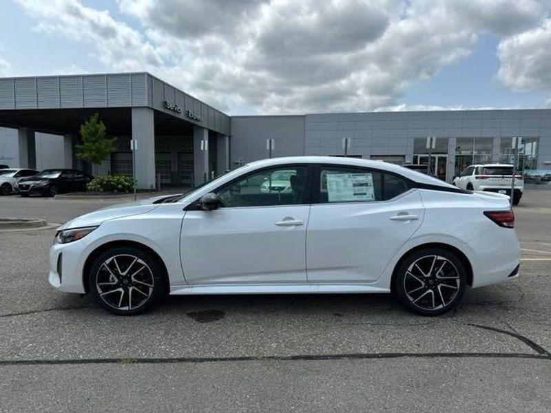 new 2024 Nissan Sentra car, priced at $28,277