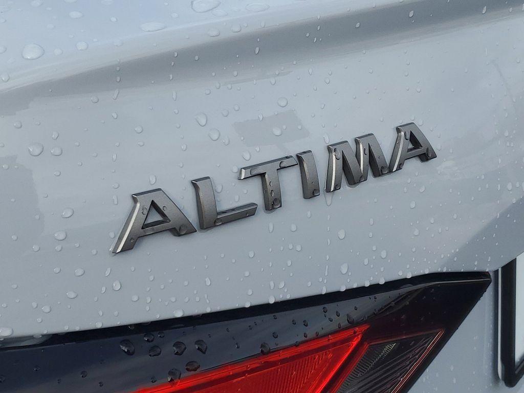 new 2025 Nissan Altima car, priced at $31,800