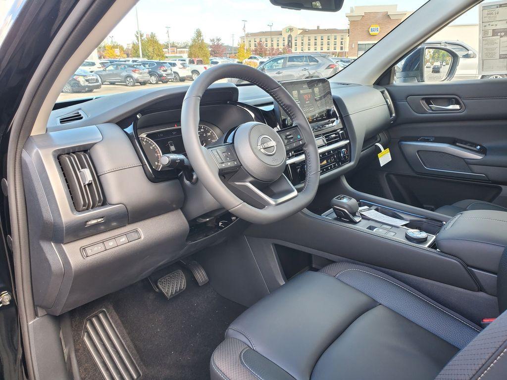 new 2025 Nissan Pathfinder car, priced at $43,837