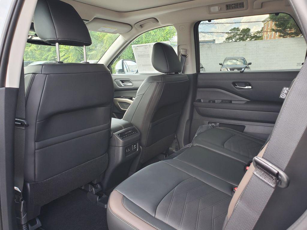 new 2025 Nissan Pathfinder car, priced at $50,995