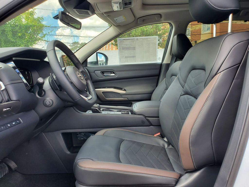 new 2025 Nissan Pathfinder car, priced at $50,995