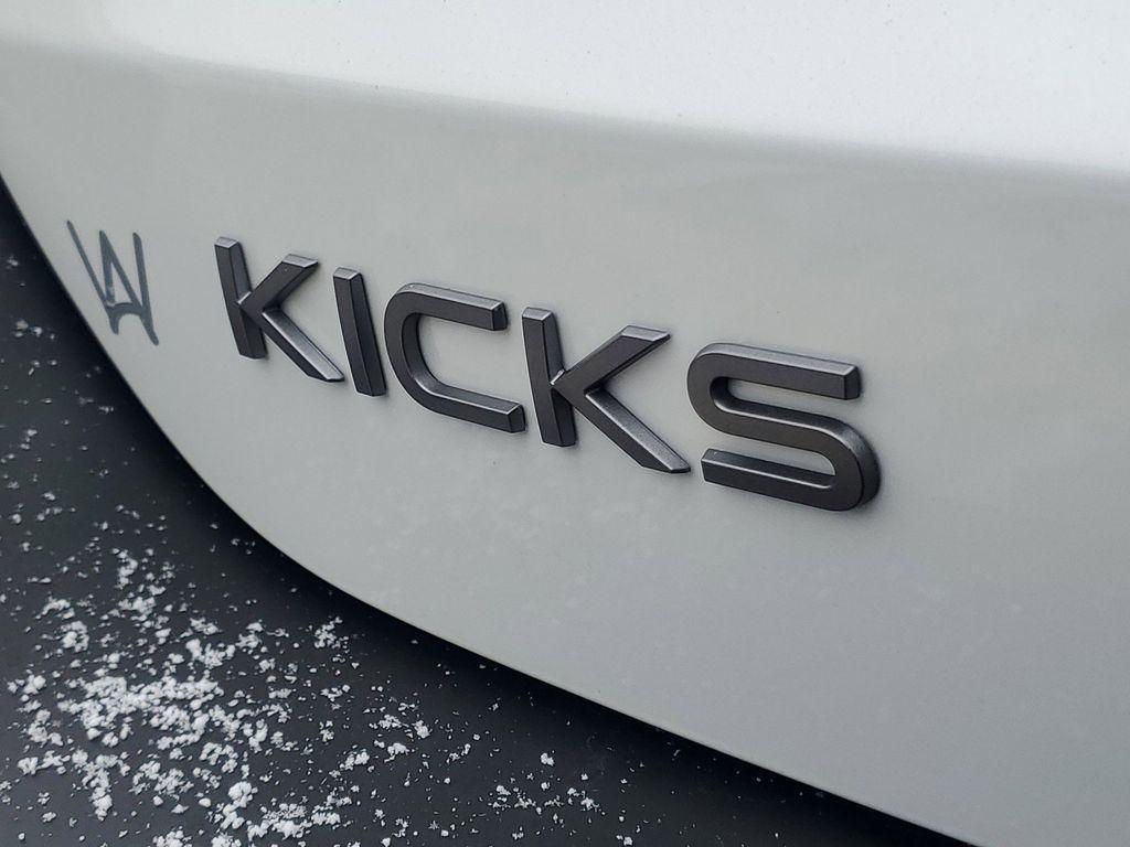 new 2025 Nissan Kicks car, priced at $31,085