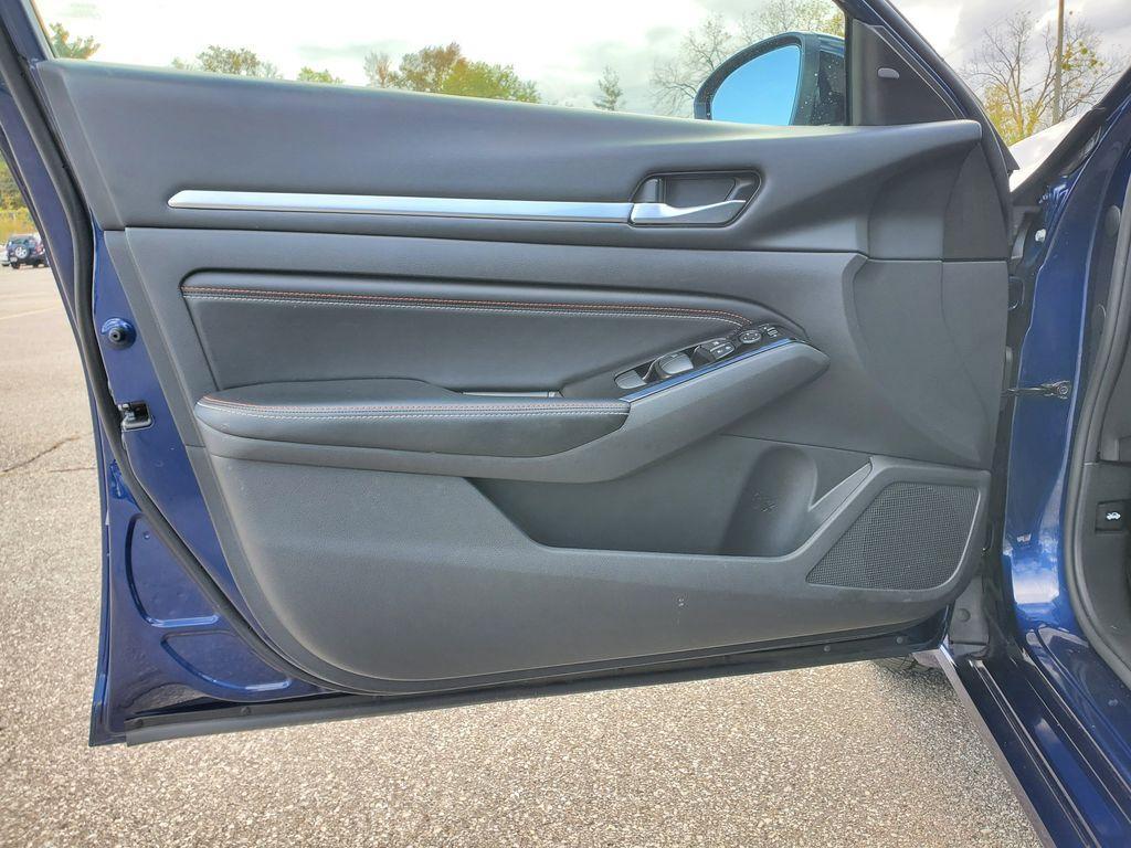 used 2023 Nissan Altima car, priced at $24,325