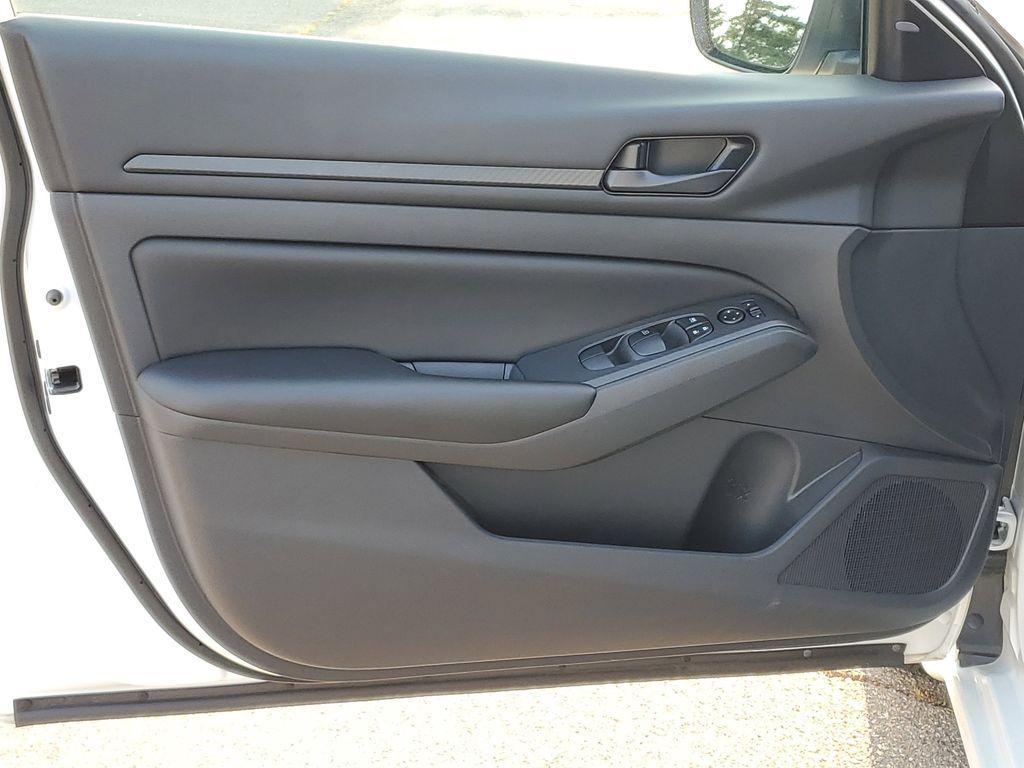 used 2025 Nissan Altima car, priced at $22,291