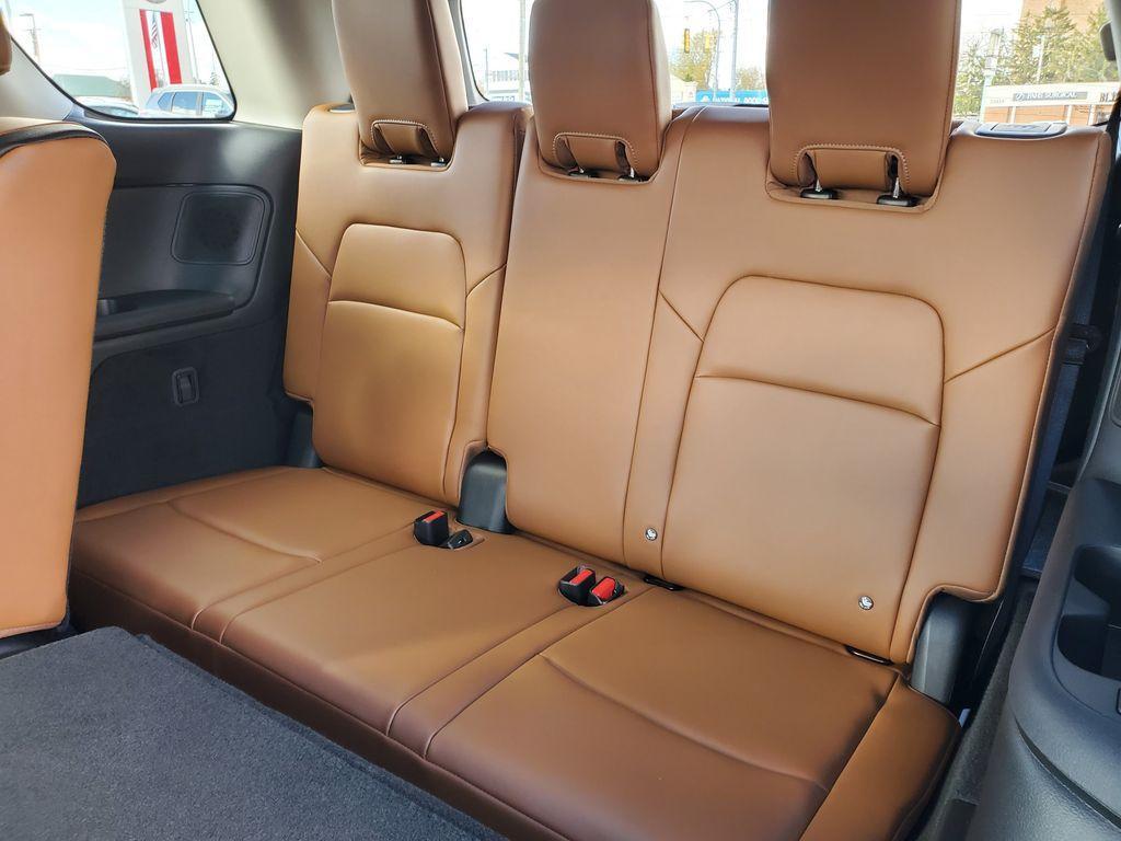 new 2025 Nissan Pathfinder car, priced at $51,522