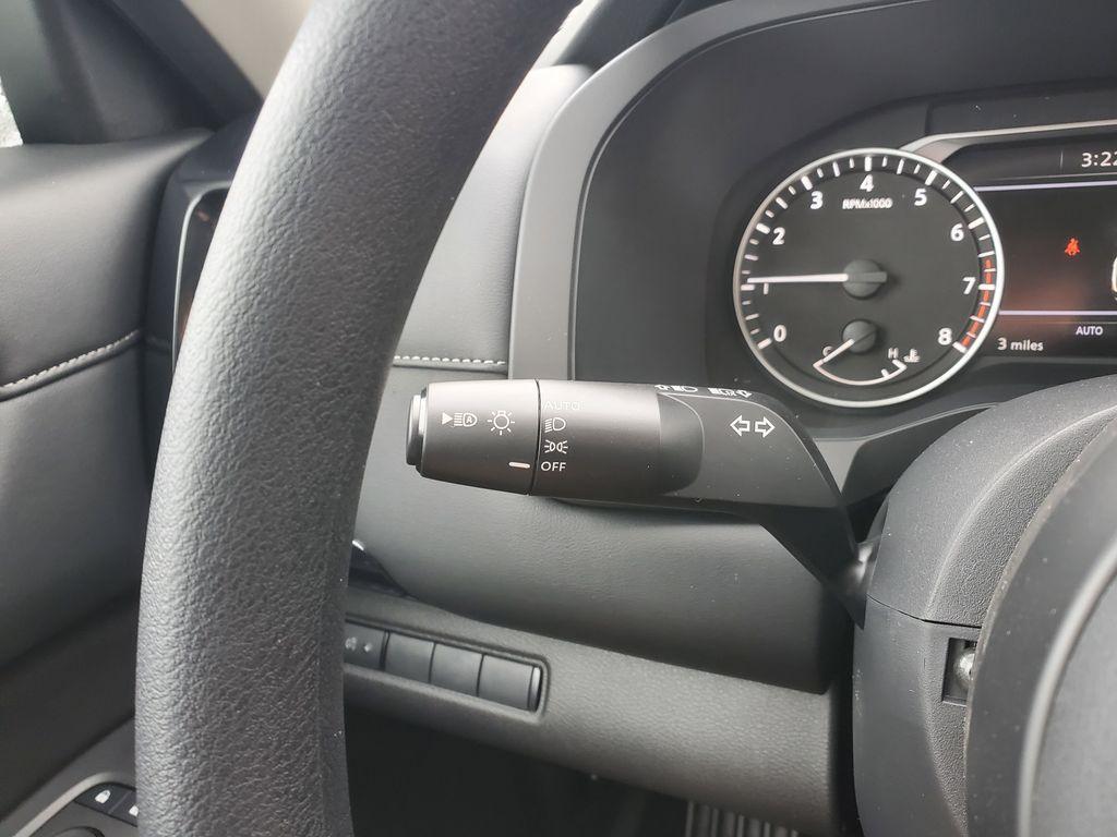 new 2025 Nissan Pathfinder car, priced at $38,527