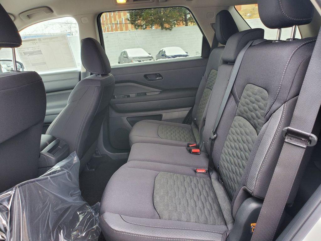 new 2025 Nissan Pathfinder car, priced at $38,527