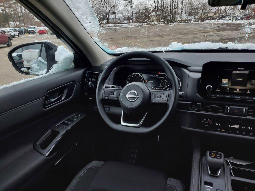new 2025 Nissan Pathfinder car, priced at $38,527
