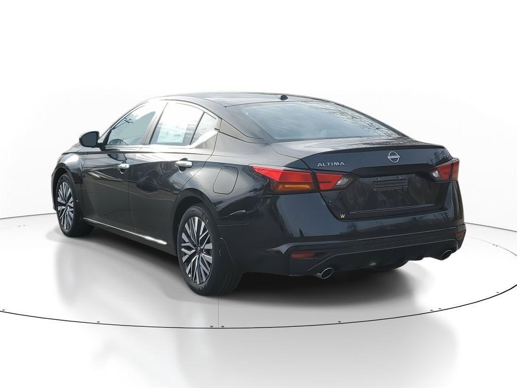 new 2024 Nissan Altima car, priced at $30,758