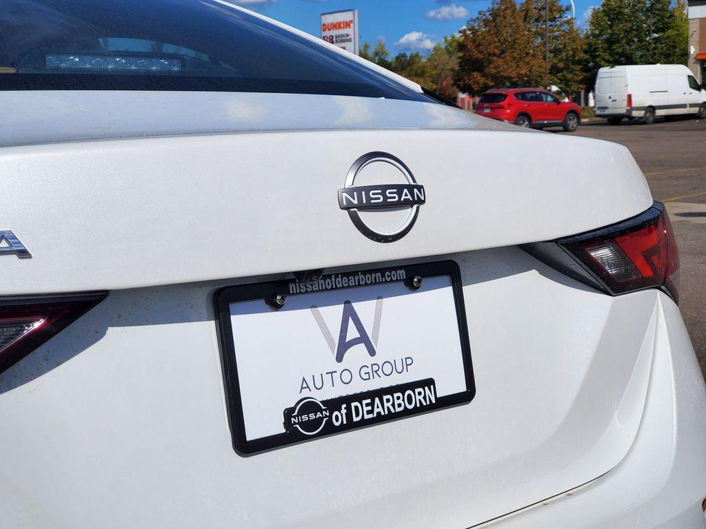 new 2025 Nissan Sentra car, priced at $27,047