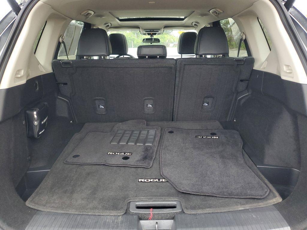 used 2022 Nissan Rogue car, priced at $23,569