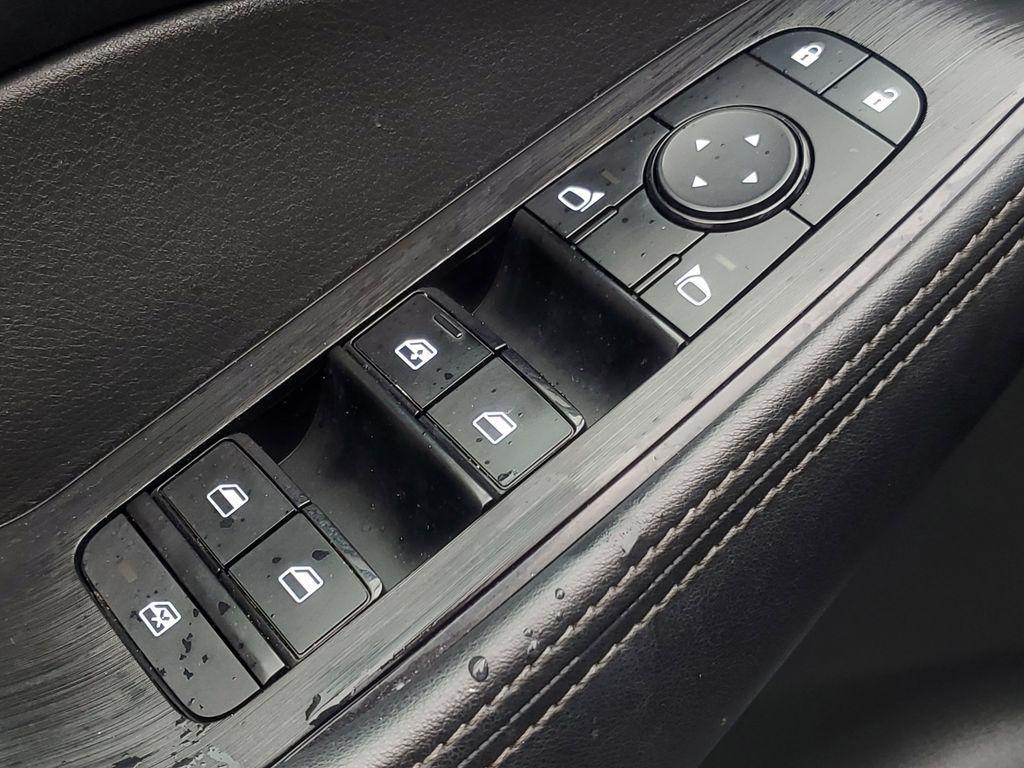 used 2022 Nissan Rogue car, priced at $23,569