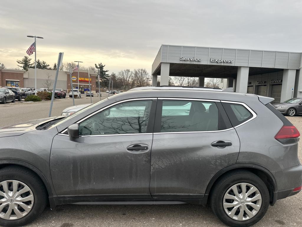 used 2019 Nissan Rogue car, priced at $17,225