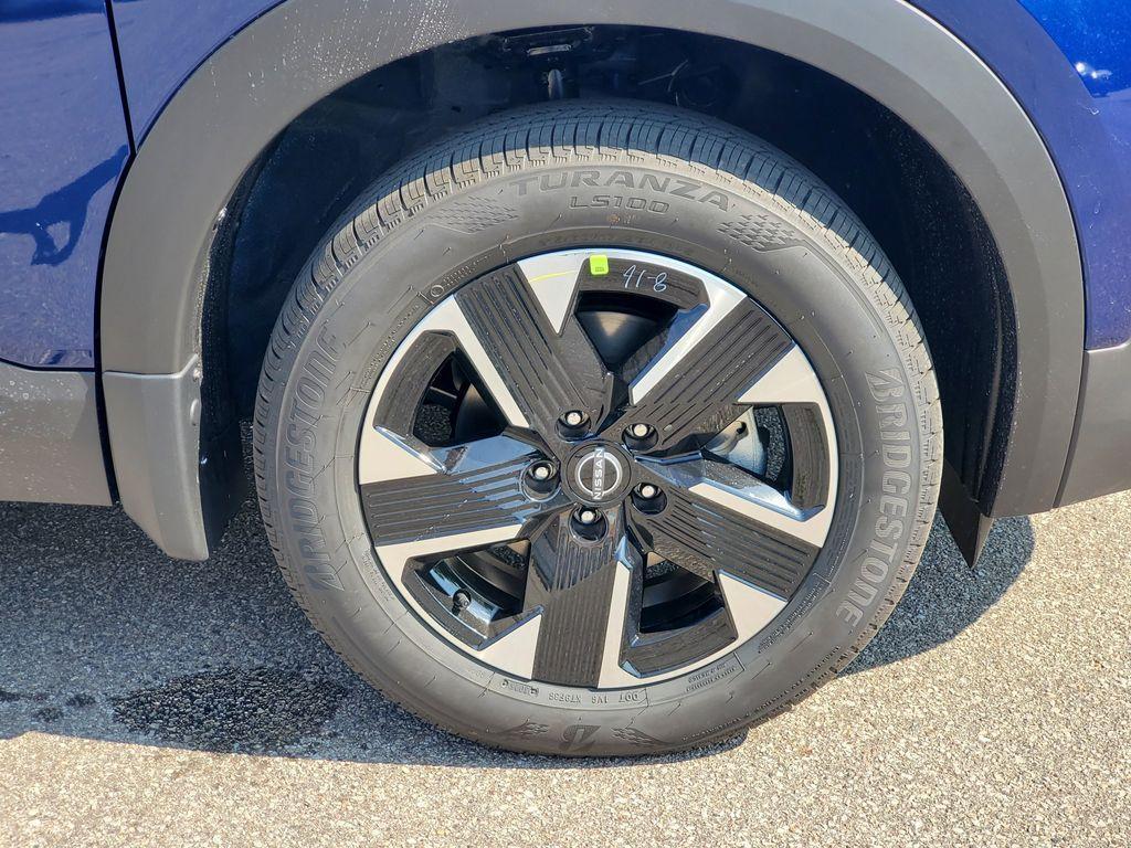 new 2026 Nissan Kicks car, priced at $28,811