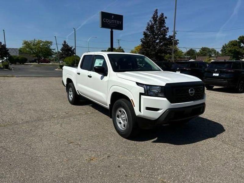 new 2024 Nissan Frontier car, priced at $35,862