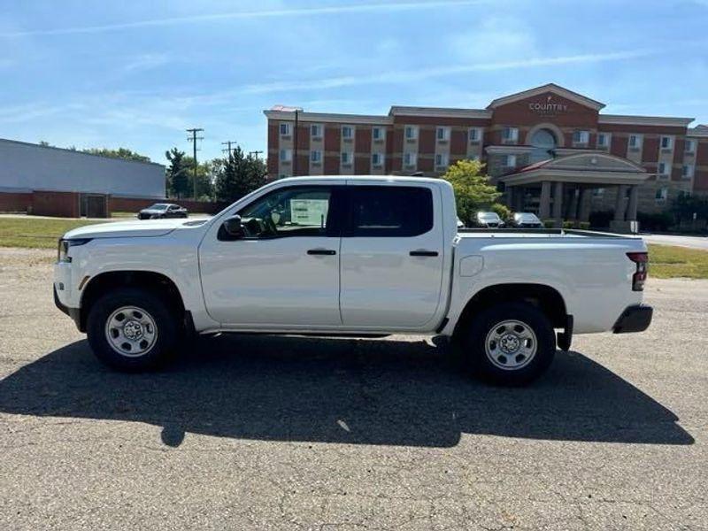 new 2024 Nissan Frontier car, priced at $35,862