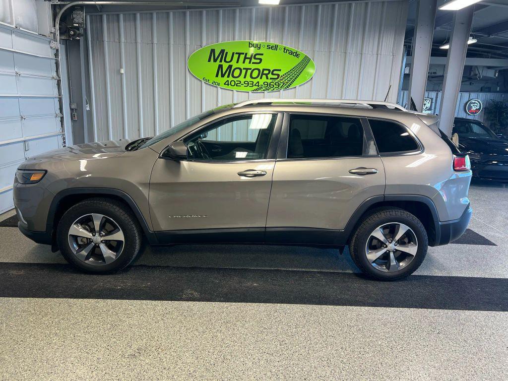 used 2019 Jeep Cherokee car, priced at $19,995