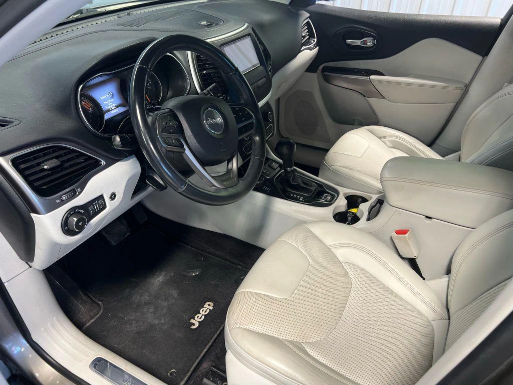 used 2019 Jeep Cherokee car, priced at $19,995