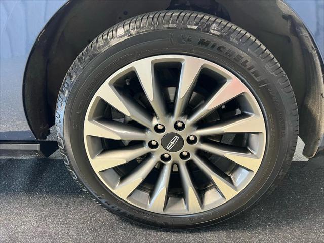 used 2020 Lincoln Navigator car, priced at $34,995