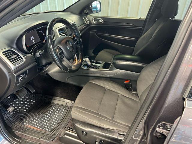 used 2018 Jeep Grand Cherokee car, priced at $17,995