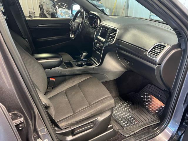 used 2018 Jeep Grand Cherokee car, priced at $17,995