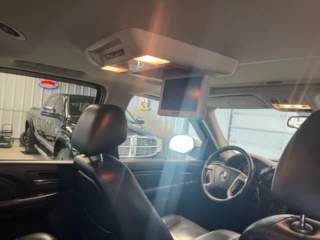used 2011 GMC Yukon car, priced at $13,995